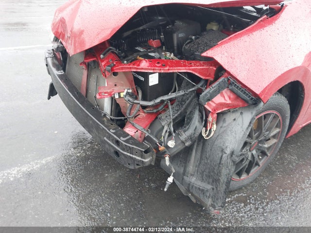 Toyota COROLLA LE 2016 5YFBURHE9GP568507 Image 6