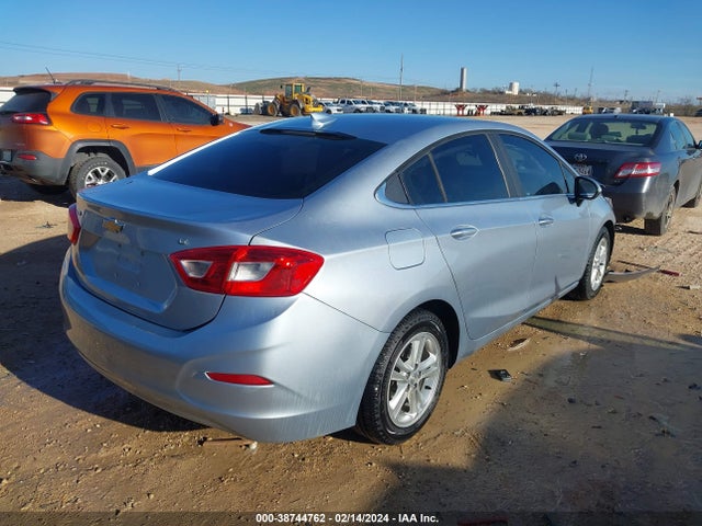 Chevrolet Cruze Lt Auto 2017 1G1BE5SMXH7124649 Image 4