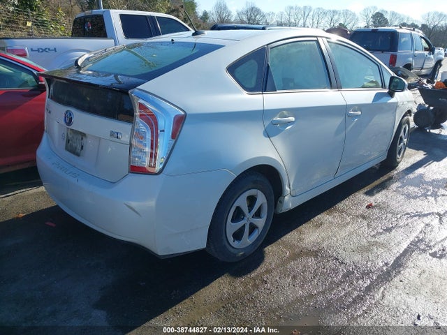 Toyota Prius Three 2015 JTDKN3DUXF0480548 Image 4