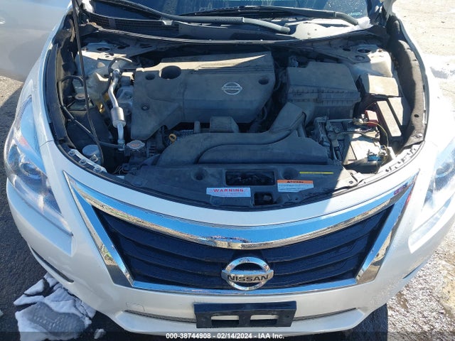 Nissan Altima 2.5 S 2014 1N4AL3AP3EN330207 Image 10