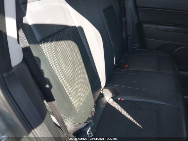 1C4NJDBB9GD790507 Jeep Compass Sport Se