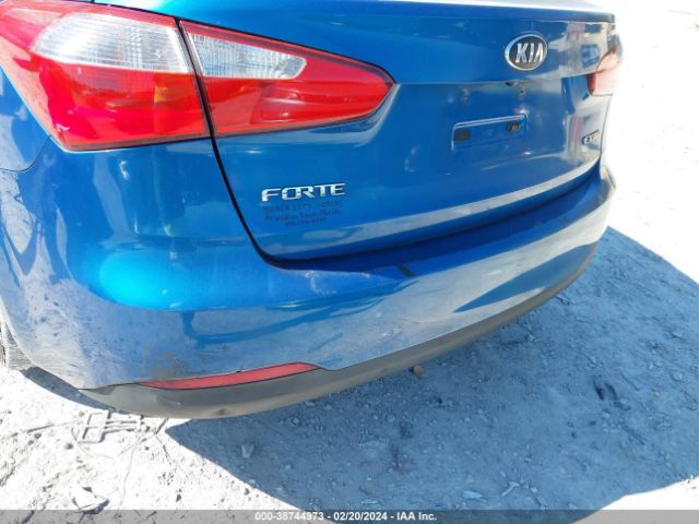 KNAFZ4A88E5115349 KIA FORTE EX