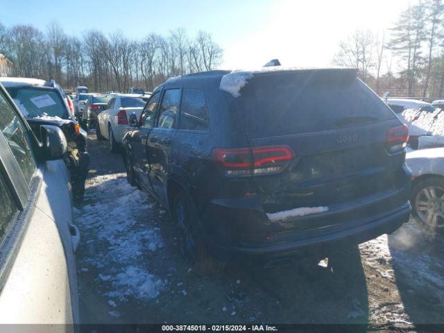 2019 JEEP GRAND CHEROKEE 1C4RJFBG8KC702117 Photo 2