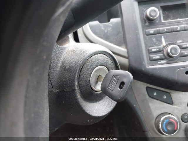 Chevrolet Sonic Ls Auto 2015 1G1JA5SH7F4115626 Image 11