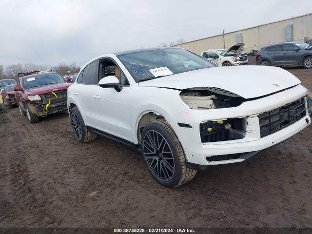 2024 PORSCHE CAYENNE COUPE WP1BA2AY3RDA52426 Photo 0