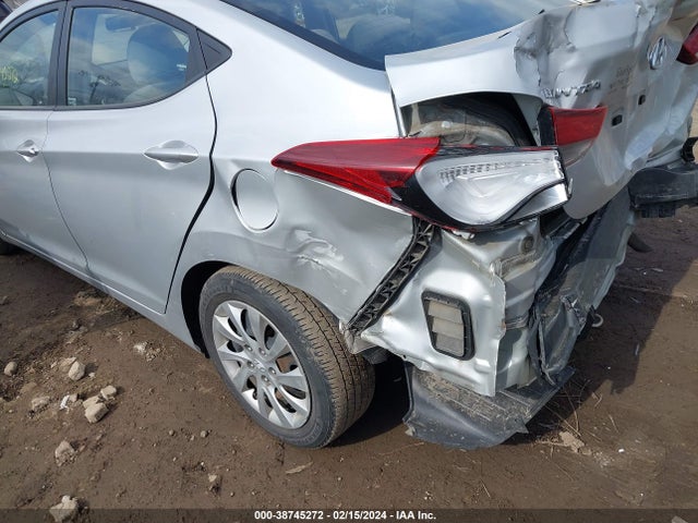 Hyundai ELANTRA SE 2016 5NPDH4AE1GH730752 Image 13