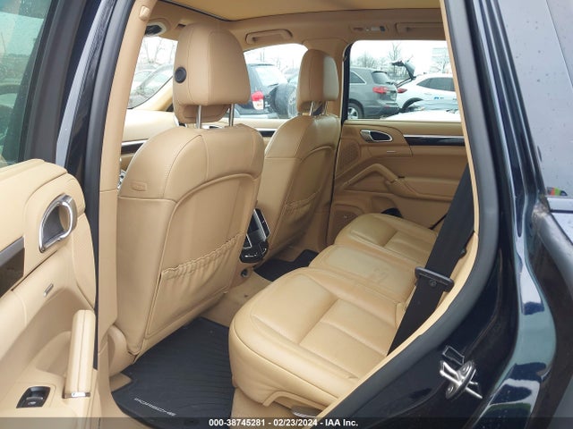 2016 PORSCHE CAYENNE WP1AB2A29GLA97054 Photo 7
