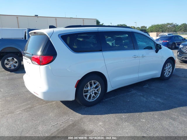 2C4RC1DG6MR542162 Chrysler Voyager Lxi