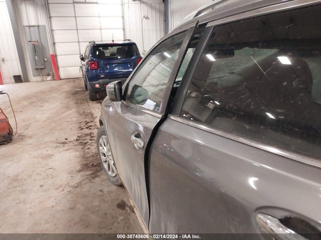 Nissan ROGUE S 2017 KNMAT2MV2HP536707 Image 14
