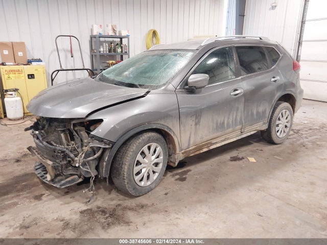 Nissan ROGUE S 2017 KNMAT2MV2HP536707 Image 2