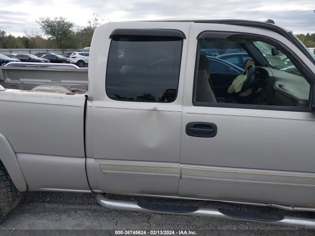 2004 CHEVROLET SILVERADO 1500 Z71 VIN: 2GCEK19T941149908