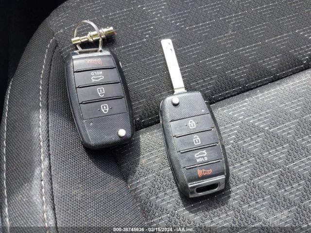 3KPA24AD4LE256645 KIA RIO S