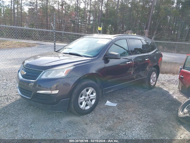 Chevrolet Traverse Ls 2015 1GNKRFKD2FJ308816 Image 2