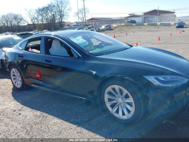Продаж на аукціоні авто 2018 Tesla Model S 100d/75d/p100d, vin: 5YJSA1E2XJF247759, номер лоту: 38745786