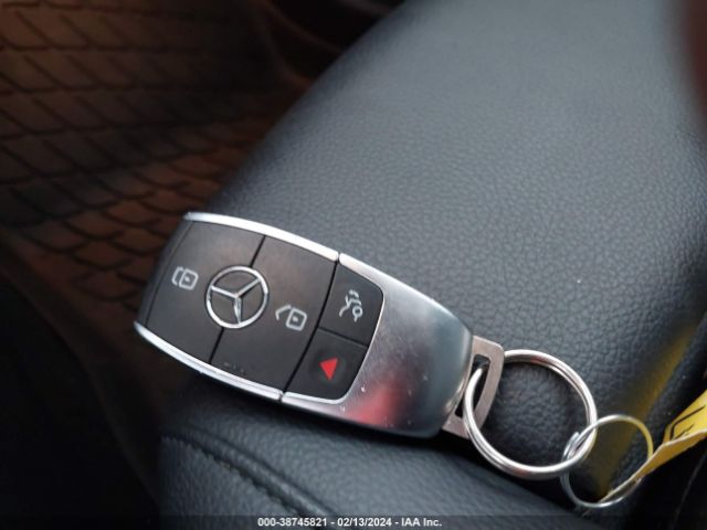 W1N4M4HB7MW105939 Mercedes-Benz Glb 250 4matic