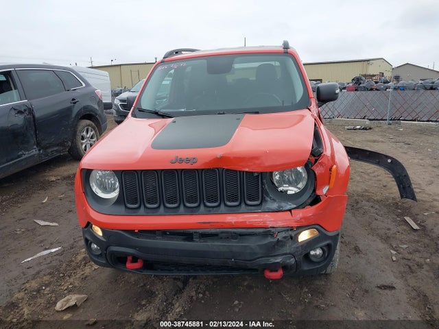 ZACCJBCB4HPF63965 Jeep Renegade Trailhawk 4x4