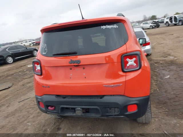 ZACCJBCB4HPF63965 Jeep Renegade Trailhawk 4x4