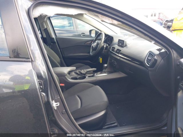 JM1BM1U73E1216551 Mazda Mazda3 I Sport