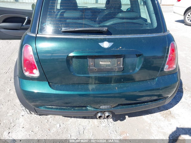 2006 MINI COOPER S WMWRE33576TL19479 Photo 5