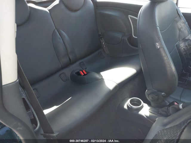 2006 MINI COOPER S WMWRE33576TL19479 Photo 7