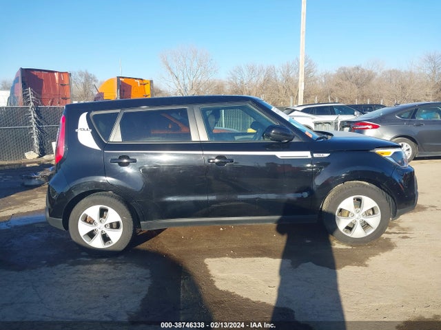 KIA Soul 2016 KNDJN2A29G7263767 Image 14
