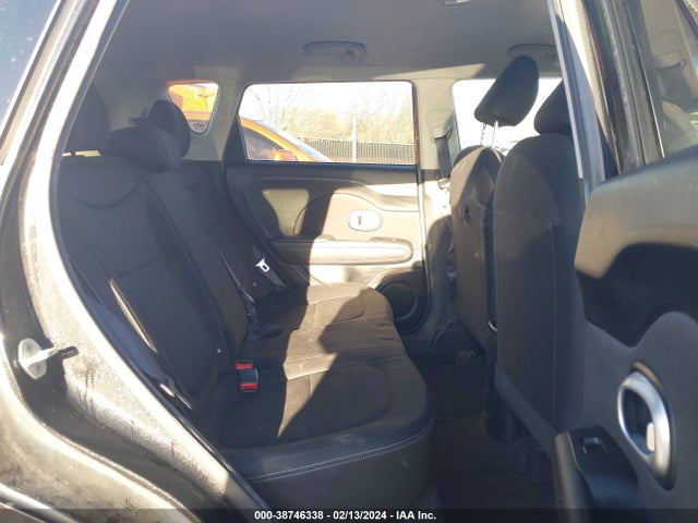 KIA Soul 2016 KNDJN2A29G7263767 Image 8