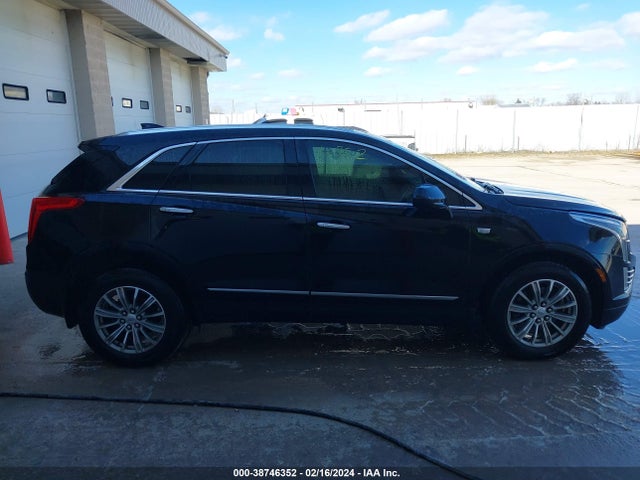 1GYKNDRS1HZ183075 Cadillac XT5 LUXURY
