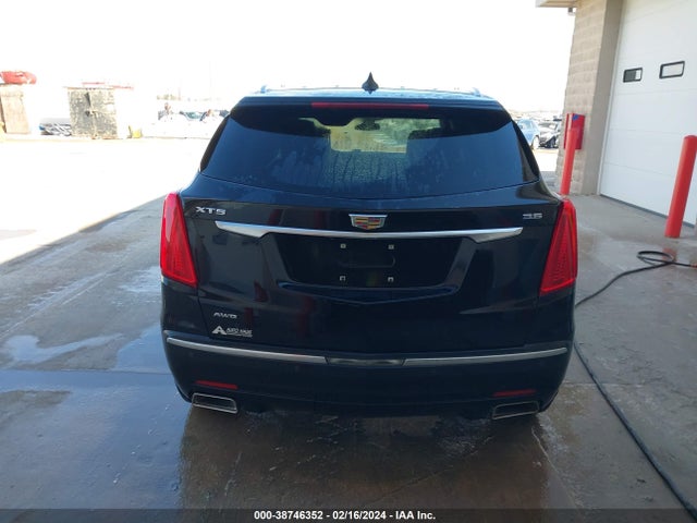 1GYKNDRS1HZ183075 Cadillac XT5 LUXURY