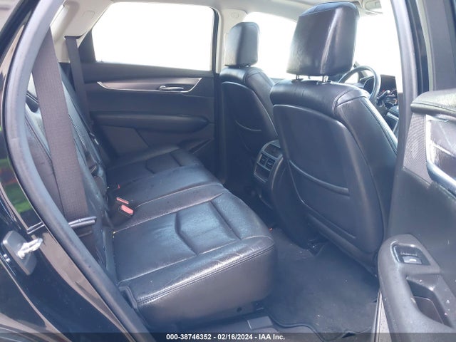 1GYKNDRS1HZ183075 Cadillac XT5 LUXURY