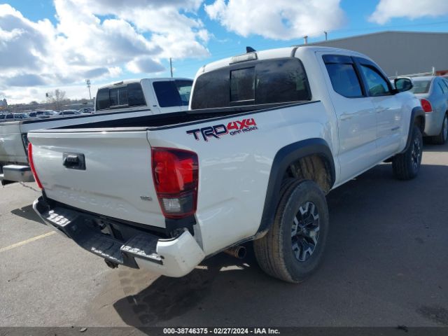 3TMCZ5AN8JM183138 Toyota Tacoma Trd Off Road