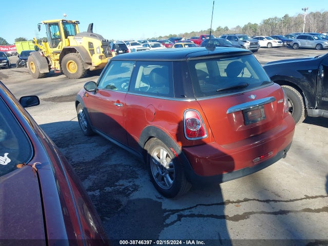 2013 MINI HARDTOP WMWSU3C58DT690653 Photo 2