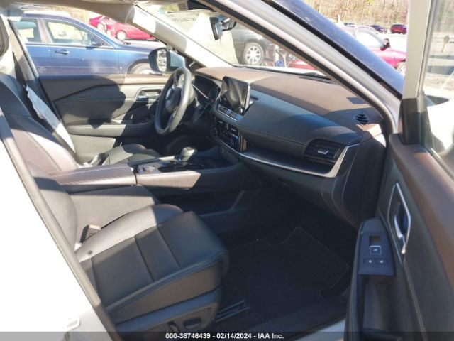 JN8AT3CB8MW242617 Nissan Rogue Sl Intelligent Awd