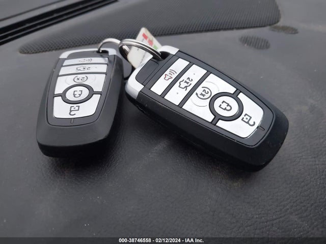 3FA6P0VP9HR256375 Ford Fusion Sport