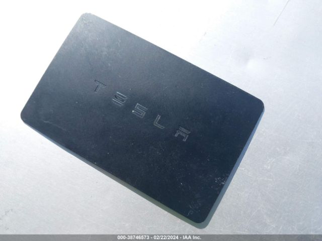 5YJ3E1EA1JF010416 Tesla Model 3 Long Range/mid Range