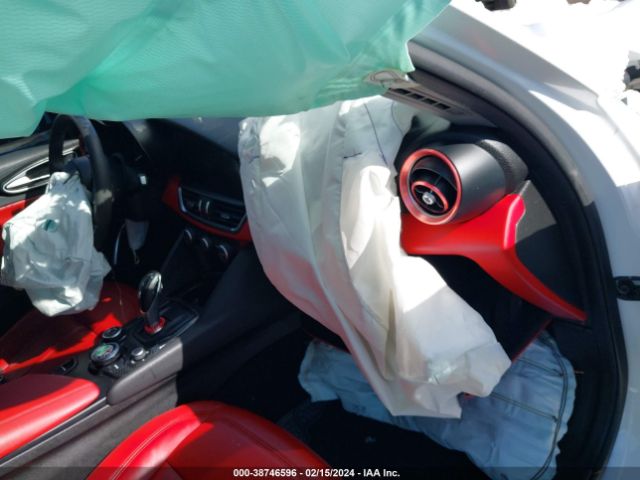 ZARFAEDN2J7583776 Alfa Romeo Giulia Awd