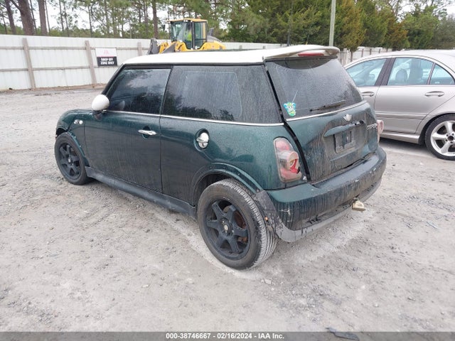 2004 MINI COOPER S WMWRE334X4TD83801 Photo 2