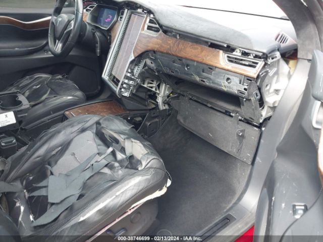 5YJXCBE26HF055741 Tesla Model X 100d/75d/90d