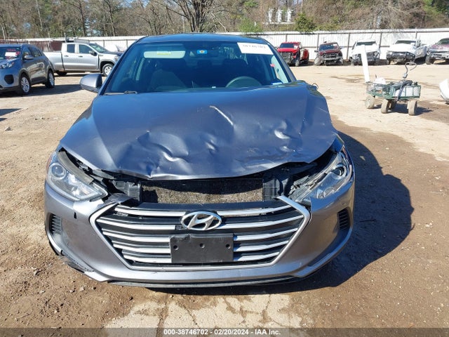 2018 HYUNDAI ELANTRA SE VIN: 5NPD74LF4JH282992