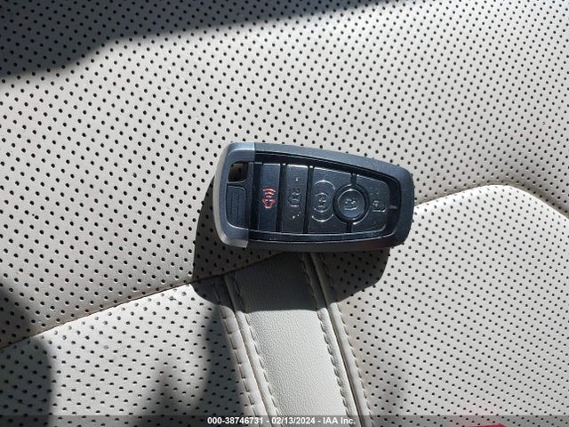 Ford Expedition Platinum 2018 1FMJU1LT5JEA66791 Image 11