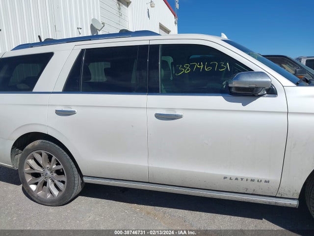 Ford Expedition Platinum 2018 1FMJU1LT5JEA66791 Image 13