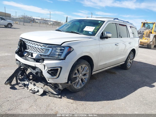 Ford Expedition Platinum 2018 1FMJU1LT5JEA66791 Image 2