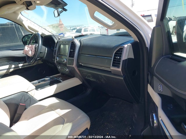 Ford Expedition Platinum 2018 1FMJU1LT5JEA66791 Image 5