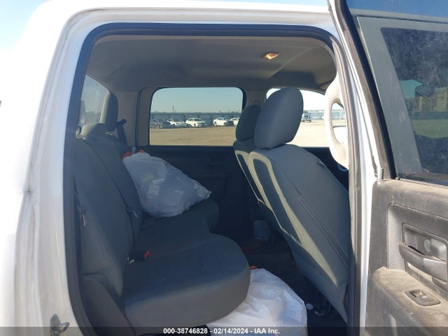 2015 RAM 2500 TRADESMAN VIN: 3C6TR4CT2FG504531