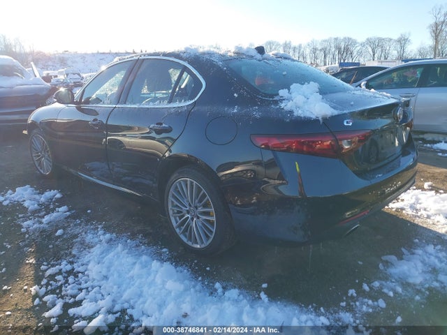 ZARFANBN6K7605637 Alfa Romeo Giulia Ti Lusso Awd