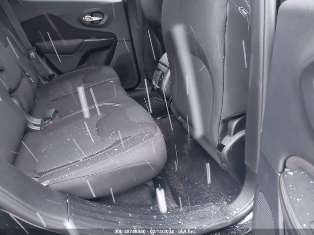 Jeep Cherokee Latitude 2016 1C4PJMCS1GW372129 Image 8