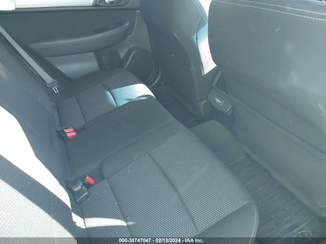 Subaru Outback 2.5i Premium 2018 4S4BSAHCXJ3327217 Image 8