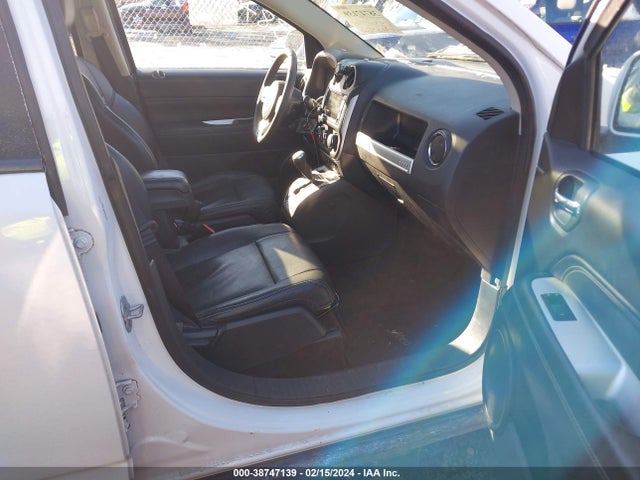 Jeep Compass High Altitude Edition 2016 1C4NJDEB0GD797695 Image 5