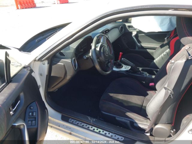 JF1ZNAA12G8703168 Scion FR-S