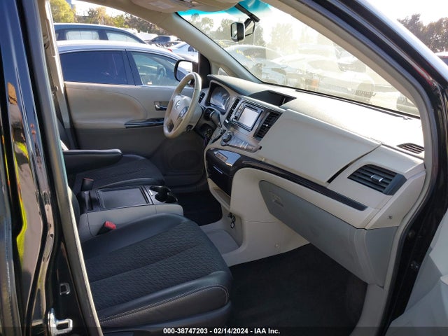 Toyota Sienna Se 8 Passenger 2014 5TDXK3DC3ES415171 Image 5