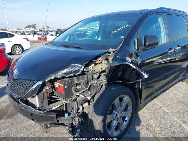 Toyota Sienna Se 8 Passenger 2014 5TDXK3DC3ES415171 Image 6